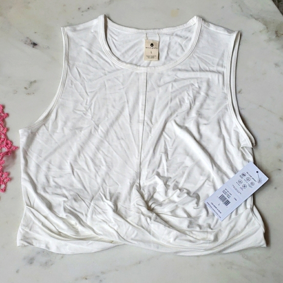 NWT Spiritual Gangster Muse twist tank in - Picture 6 of 10